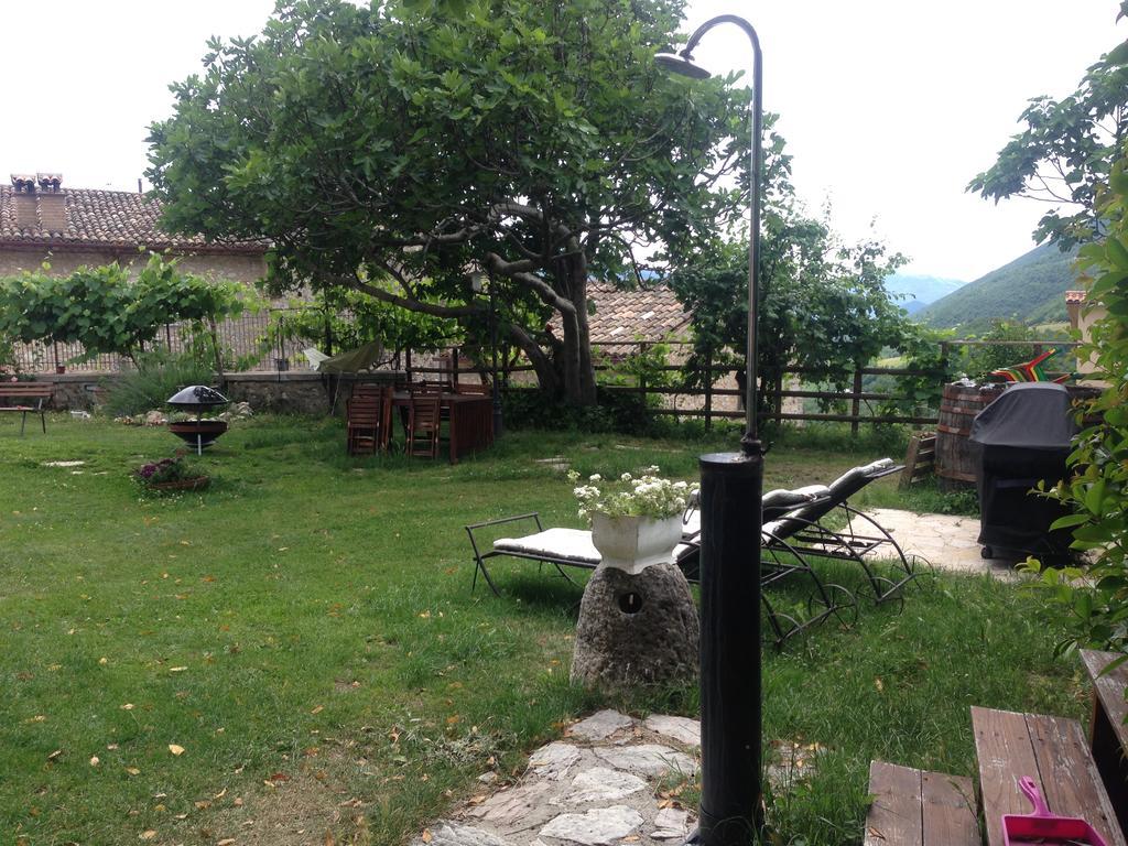 Vallo di Nera Agriturismo Campagna In Compagnia מראה חיצוני תמונה