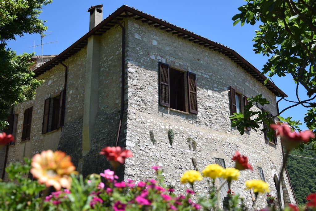 Vallo di Nera Agriturismo Campagna In Compagnia מראה חיצוני תמונה