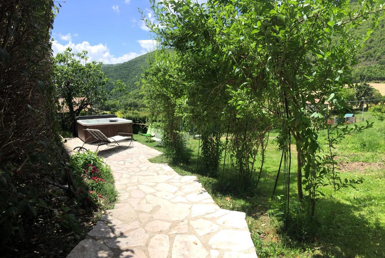 Vallo di Nera Agriturismo Campagna In Compagnia מראה חיצוני תמונה